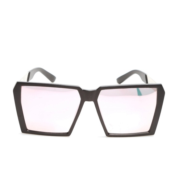 FashionNova | sunglasses - Picture 2 of 4